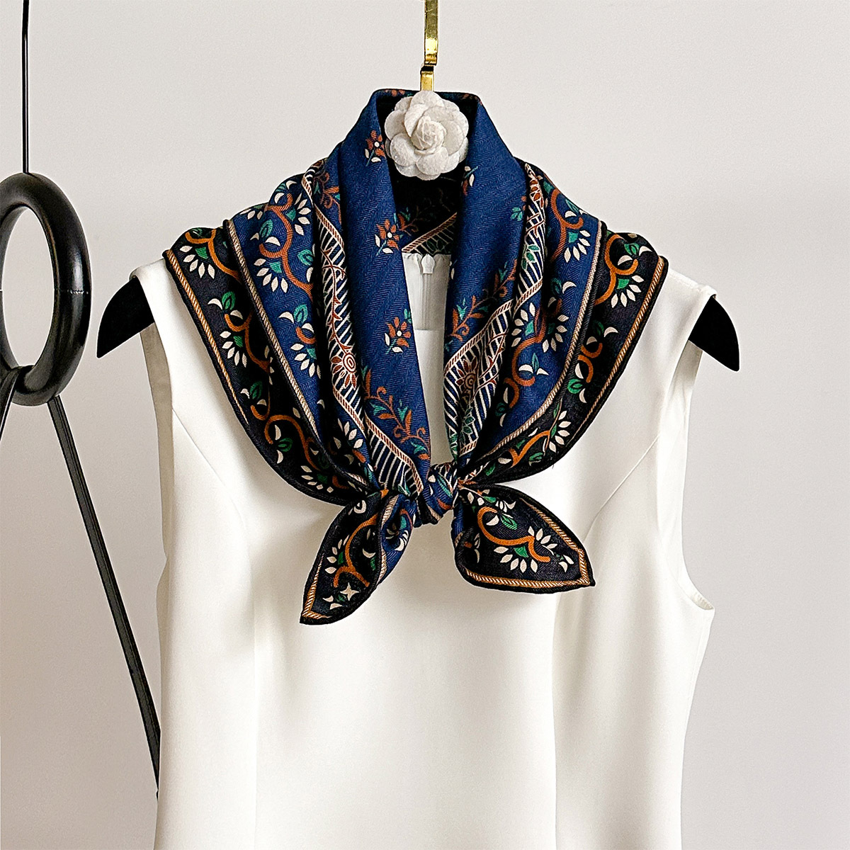 وشاح نسائي 82% صوف و18% حرير،  - مراجعة Shawl Wrap Winter وسعره